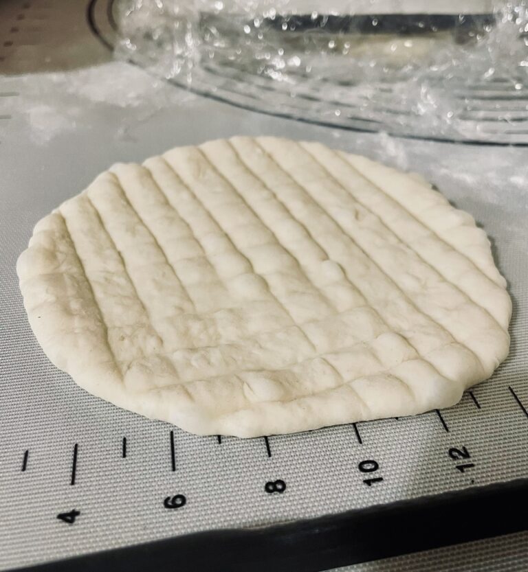 Greek Pita Bread — Manitoba 00, Tangzhong, Cartouche Method